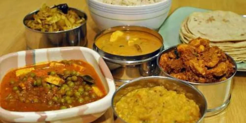 Home Tiffin Service - Cheapest Business to Start From Home